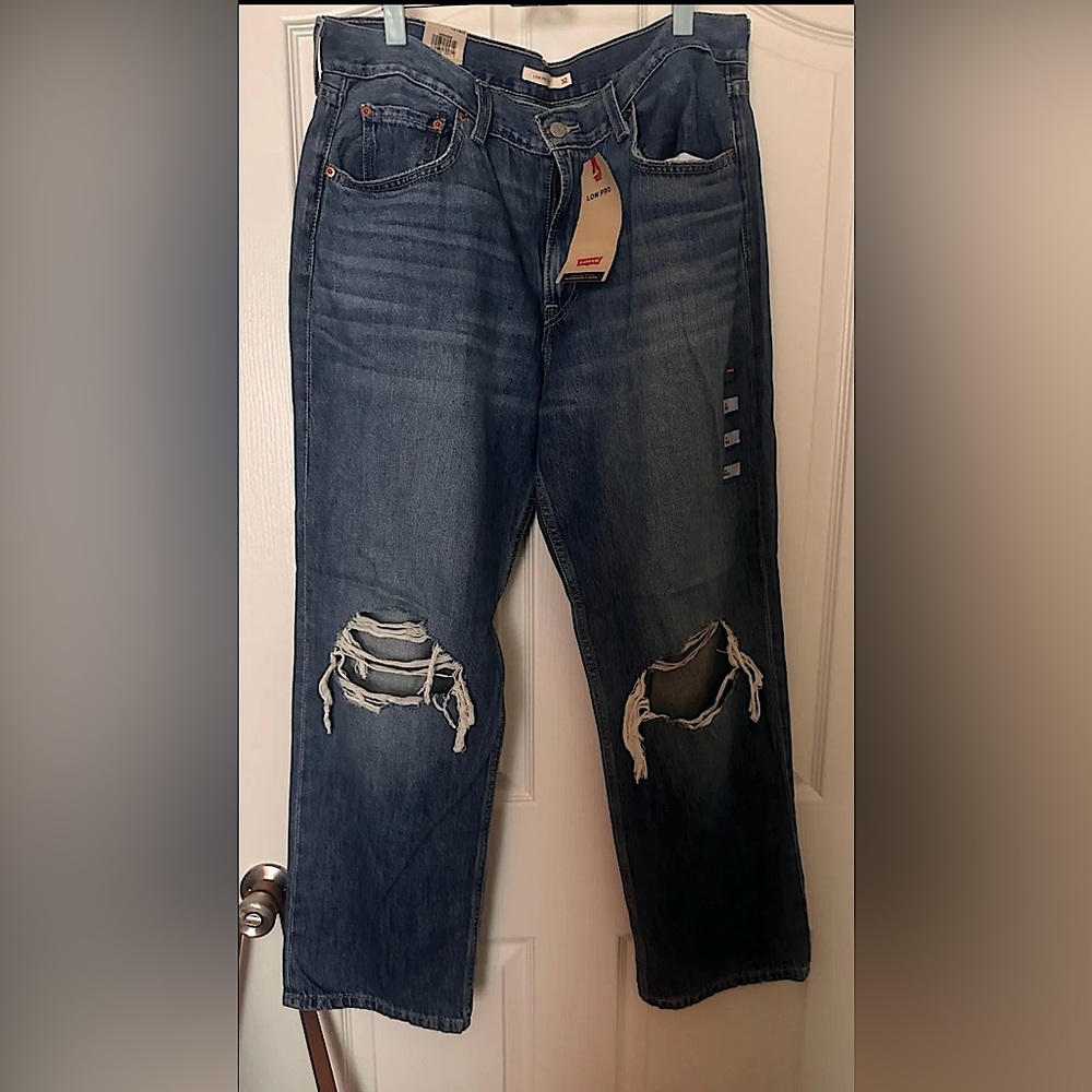 Levi’s Low Pro NWT